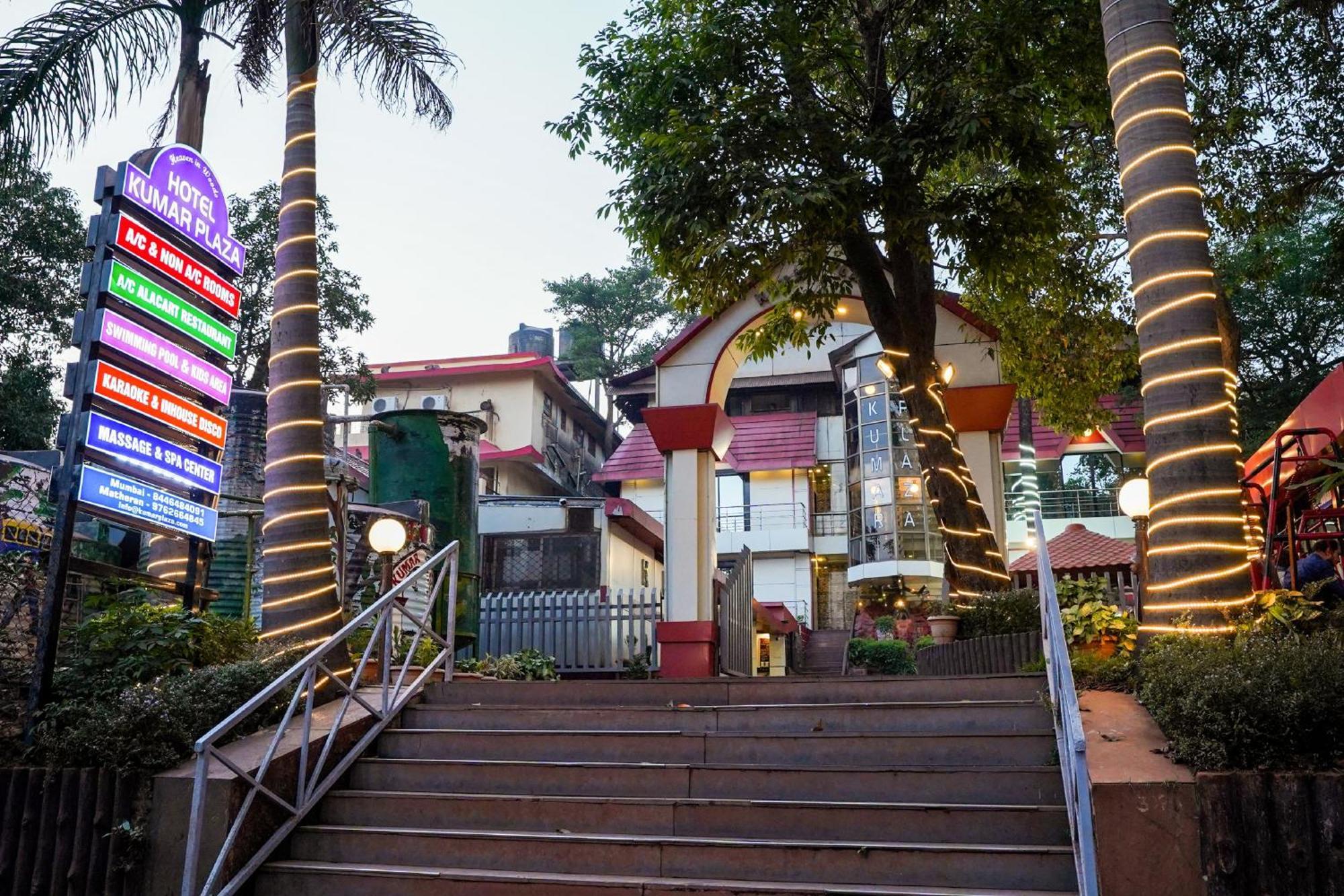 Hotel Kumar Plaza Matheran Exterior foto